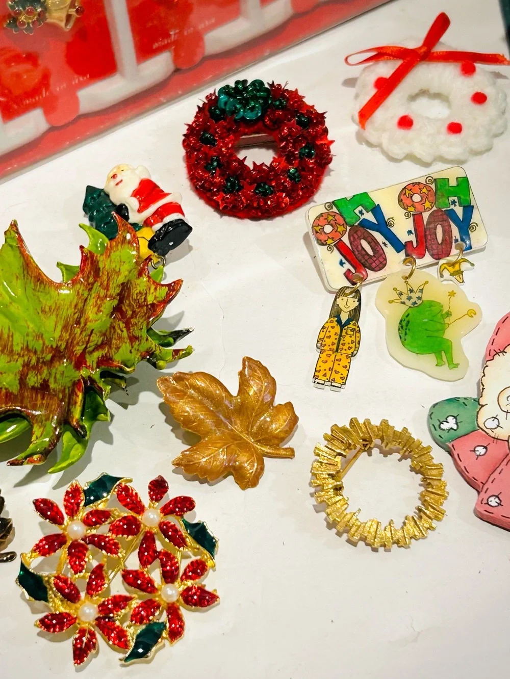 Christmas Bundle Lot for collectors resellers: pins brooches tree ornaments